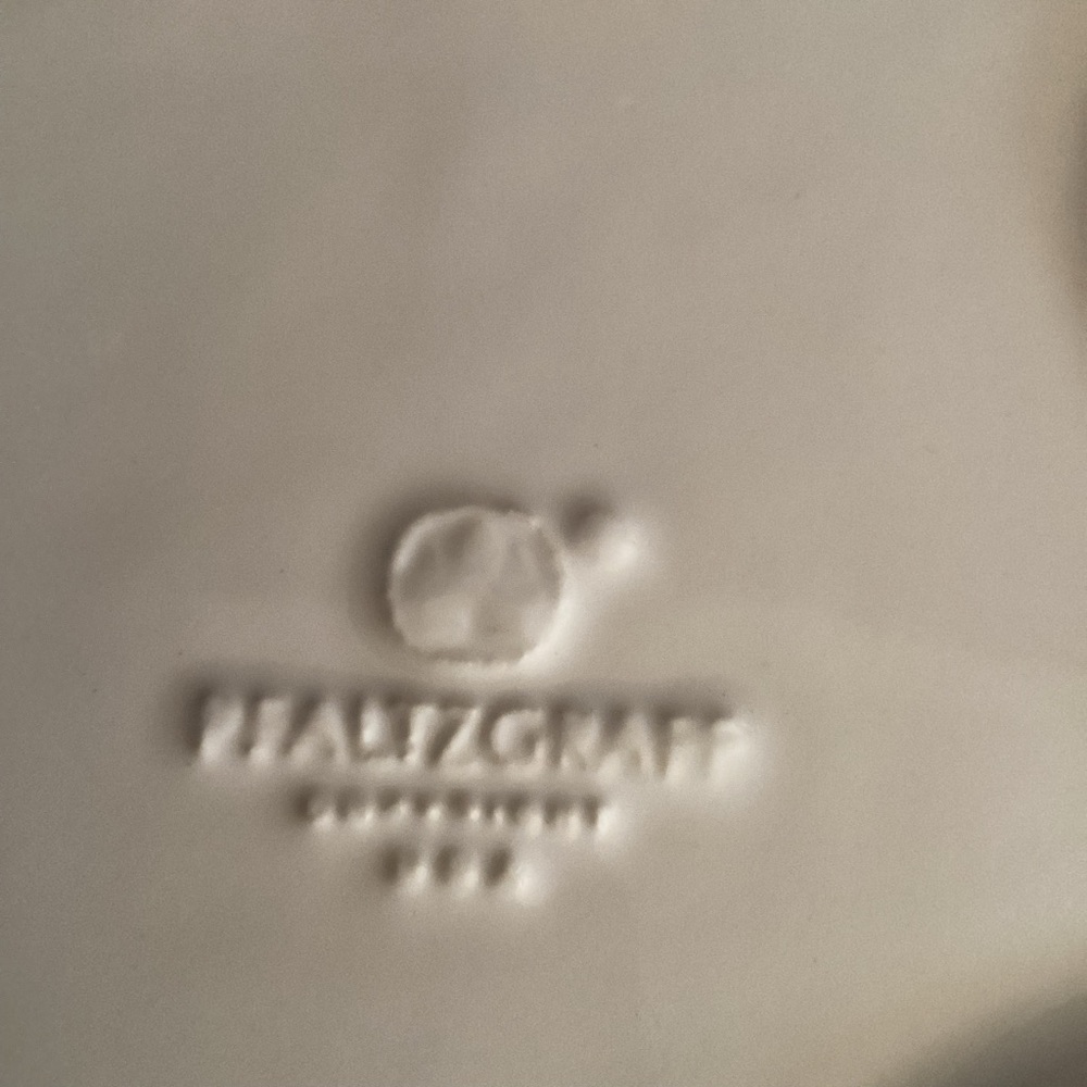 Pfaltzgraff Christmas Heritage Tree Dish - Picture 4 of 7